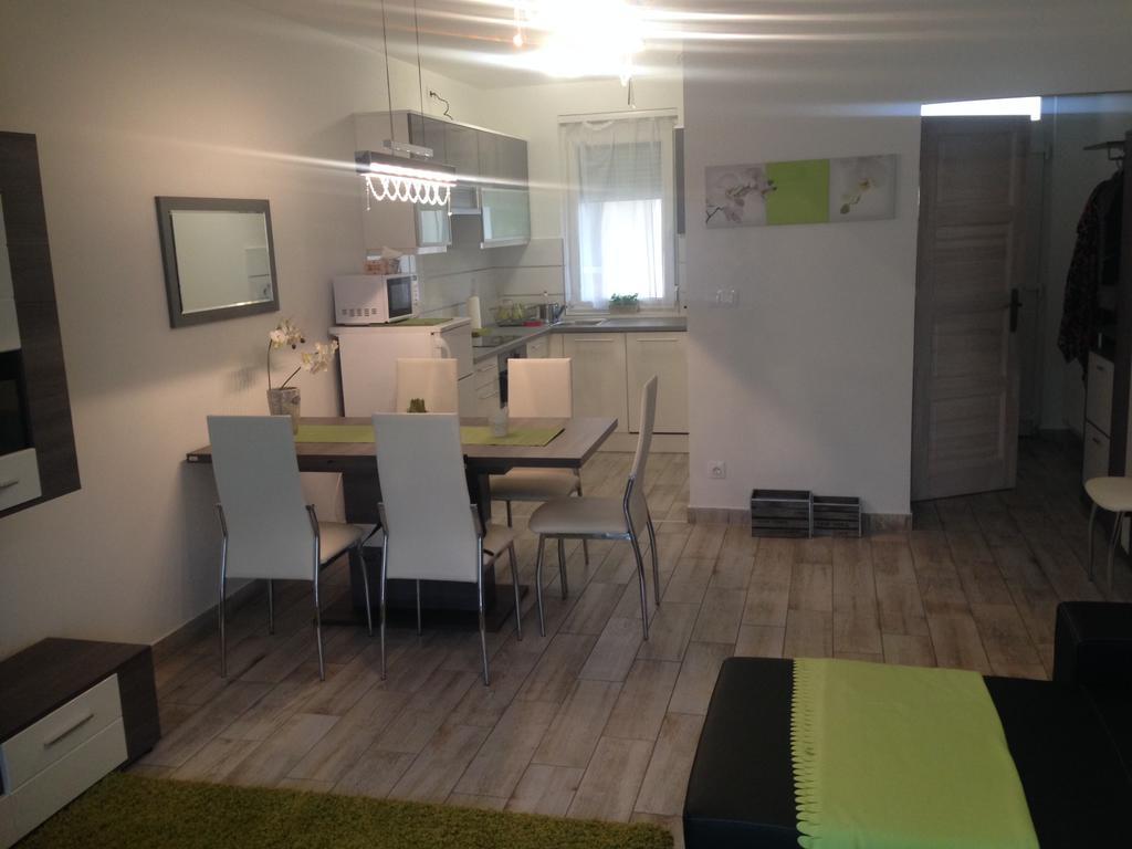 Zen Apartman Sunshine Zamárdi Exterior foto